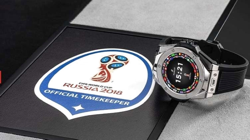 ساعة ذكية لحكام مونديال روسيا.