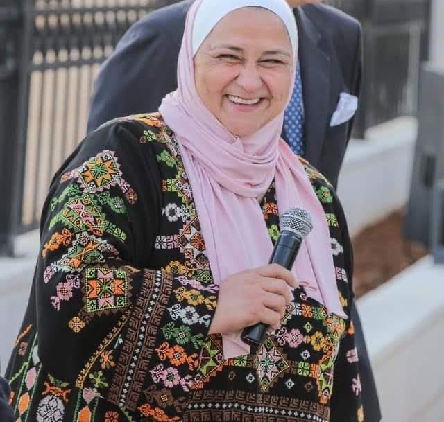النشمية الأردنية عبير الخريشا والتي فازت بجائزة نانسن عملي تطوعي :لم أسع يوما الى جائزة