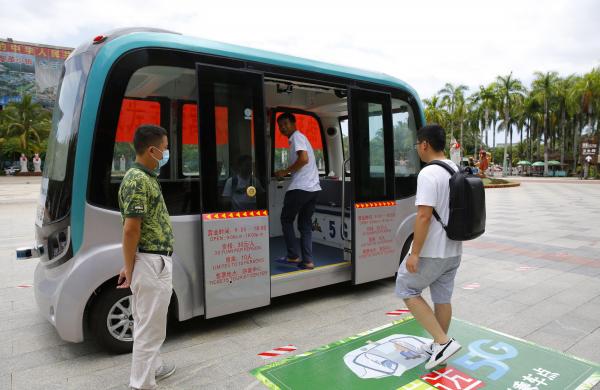 مدينة صينية تسمح بالمركبات ذاتية القيادة