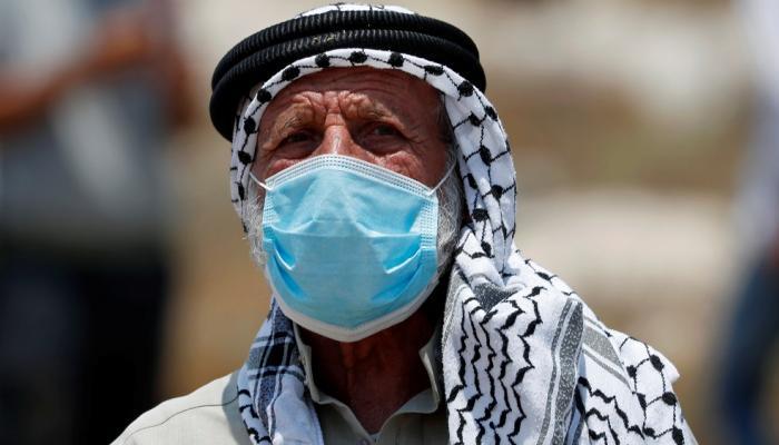 فلسطين تسجل 100 إصابة بمتحور كورونا جديد