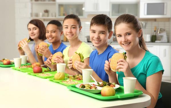 أغذية تحسن مناعة الأطفال في المدرسة