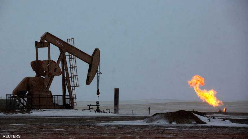 تراجعات حادة لأسعار النفط بعد ارتفاع مخزونات البنزين بأميركا