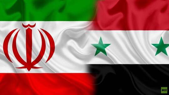 طهران ودمشق توقعان اتفاقيات لتعزيز التبادل التجاري وإعادة تأهيل مصافي النفط السورية