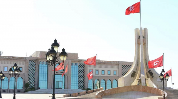 تونس‎ ‎تعلن تسديد أكثر من 90 من خدمة دينها الخارجي