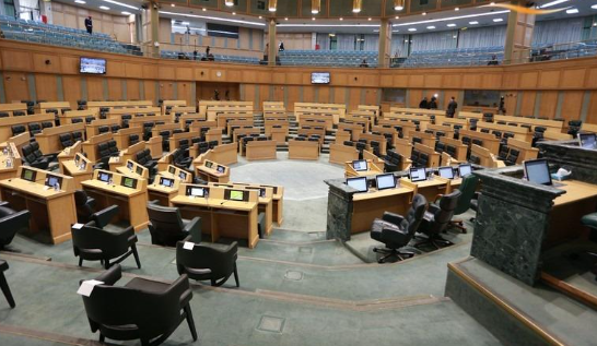مجلس النواب يبحث تحديات المستثمرين بالأردن