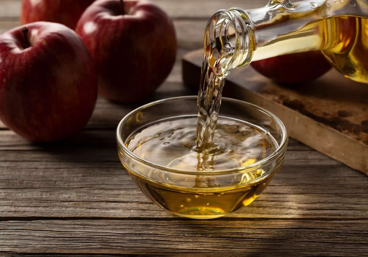 عنصر مذهل لإنقاص الوزن.. ما هي مخاطر شرب خل التفاح؟