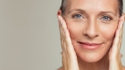 5 علامات تدل على تقدم بشرتك في السن بشكل صحي