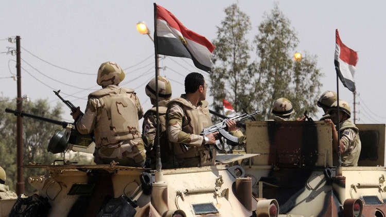 الجيش المصري يقتل ويأسر أكثر من 70 عنصرا متطرفا في سيناء