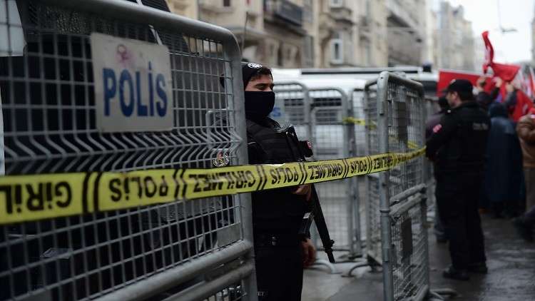 إجراءات أمنية مشددة وإلغاء الاحتفالات بأعياد رأس السنة في اسطنبول
