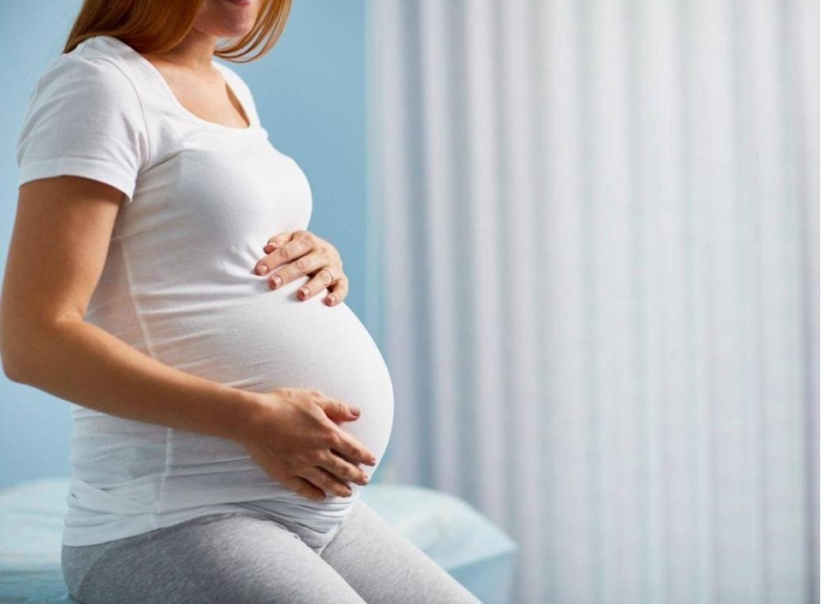 لماذا يقلق «كورونا» النساء الحوامل؟