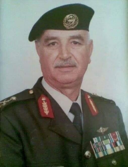 المرحوم اللواء الركن موسى احمد مقدادي (أبو الأمجد ) مساعد قائد الجيش توفي وهو على رأس عمله