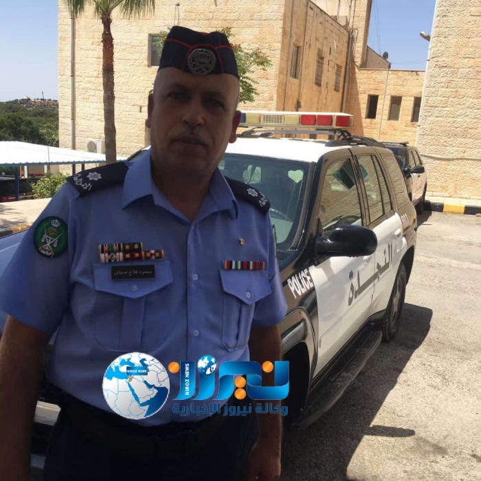 الفريق غازي  الطيب  يُهنئ الملازم ثاني     محمود فلاح الحوري   بالارادة الملكية السامية