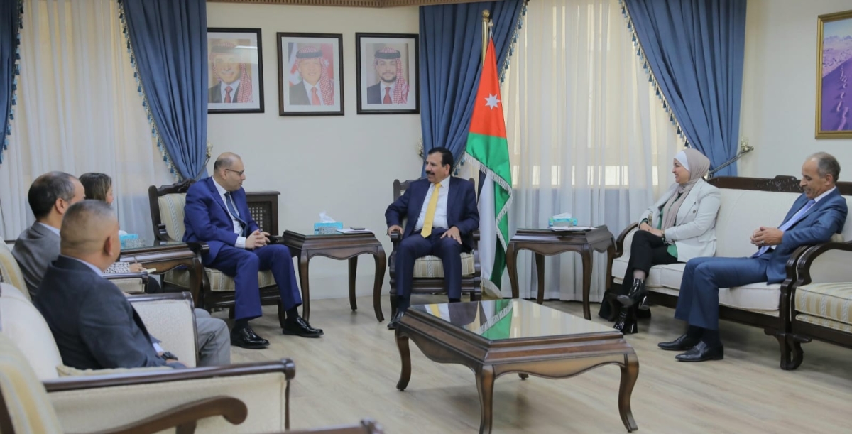 البرلمانية الأردنية المصرية تلتقي السفير المصري