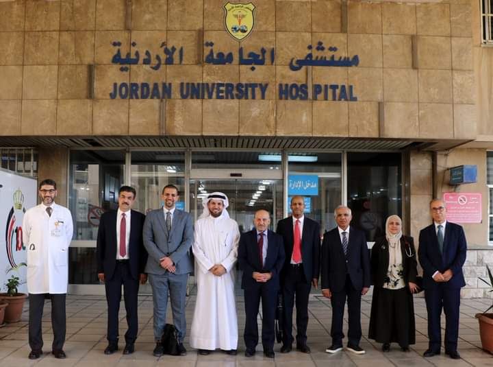 وفد كويتي يزور مستشفى الجامعة الأردنية