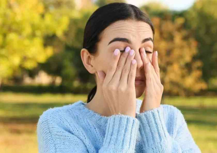 ما هي أعراض حساسية العين؟