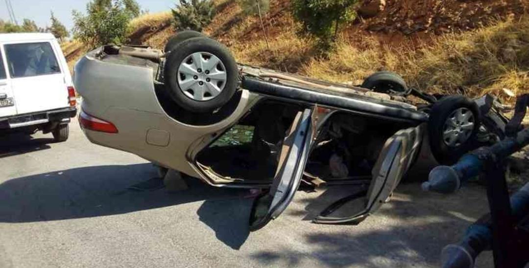 5 إصابات بحادث تدهور مركبة في صافوط