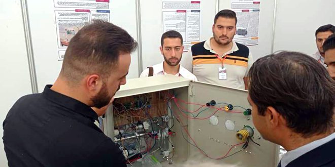 مهندس شاب يصمم جهاز غسيل كلى متنقلاً في سوريا