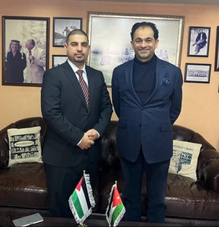 رئيس مجلس أمناء جامعة عمان العربية يستقبل نقيب المحامين الفلسطينيين