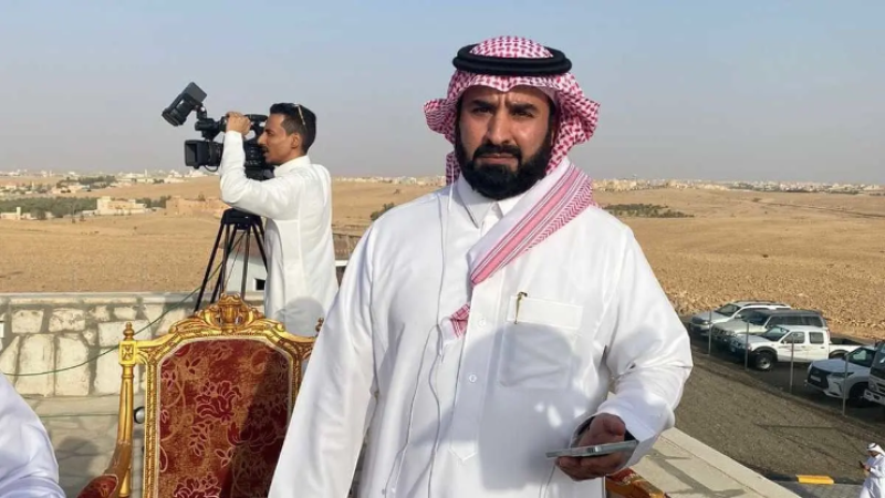 أول تعليق من الرائي السعودي ”متعب البرغش” بشأن إمكانية رؤية هلال شوال اليوم الإثنين