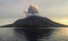 إعلان حالة التأهب في إندونيسيا تحسباً لاستمرار ثوران بركان