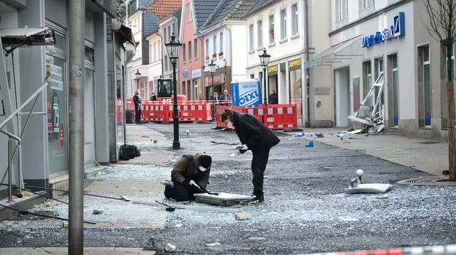 عصابات هولندية تستهدف ألمانيا بتفجير أجهزة الصرف الآلي
