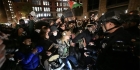 الشرطة الأمريكية تشن حملة اعتقالات واسعة لطلاب ومتظاهرين ضد العدوان الإسرائيلي على قطاع غزة