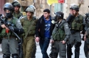 الاحتلال يعتقل 20 فلسطينيا من الضفة الغربية